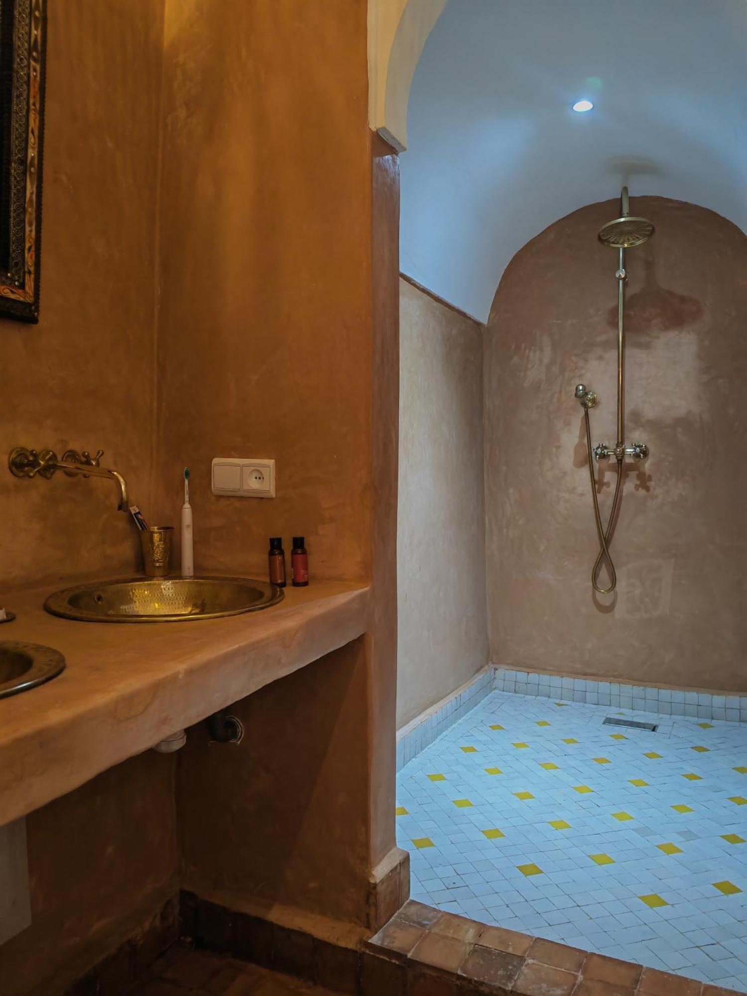 Riad Villa Berna Under Swiss Management Marrakesh Buitenkant foto
